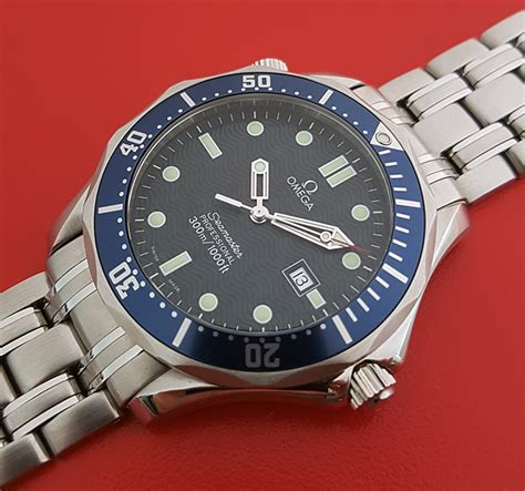 omega seamaster professional 300m quartz movement